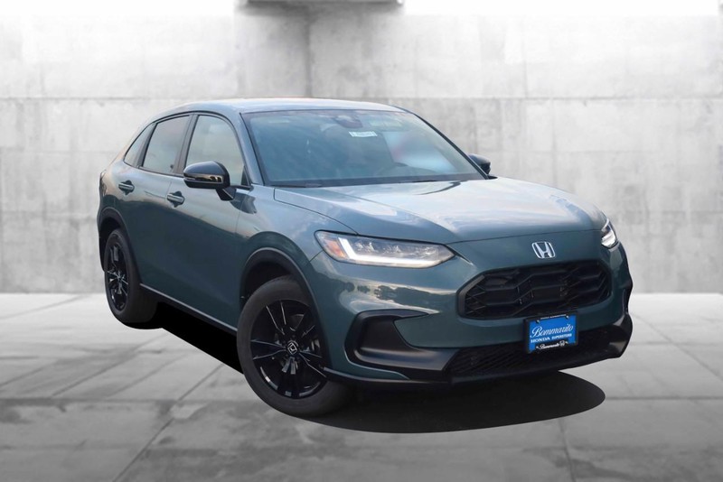 Honda HR-V Vehicle Full-screen Gallery Image 2