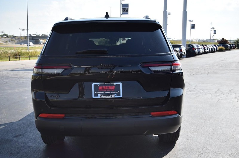 Jeep Grand Cherokee L Vehicle Image 06