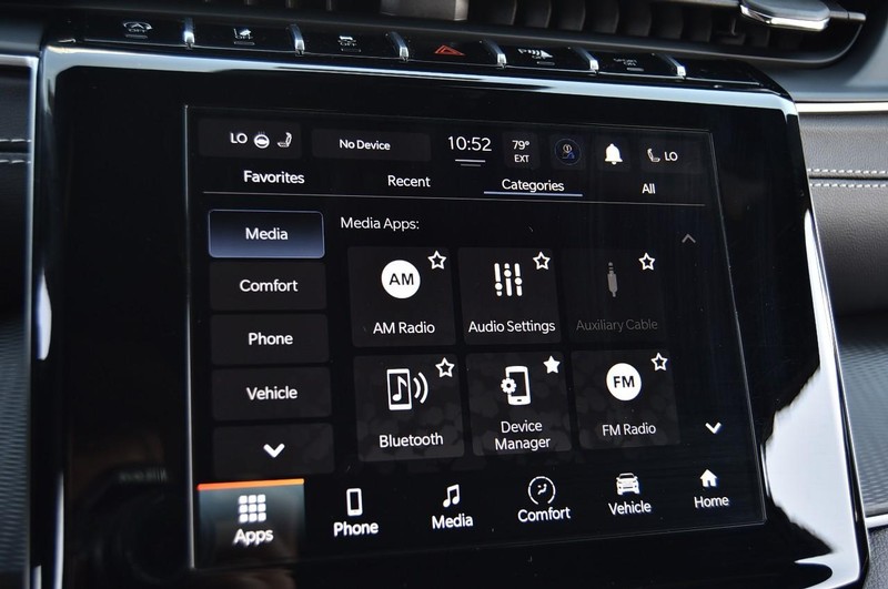 Jeep Grand Cherokee L Vehicle Image 14