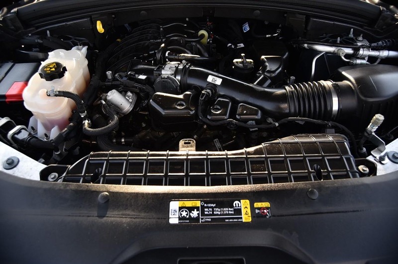 Jeep Grand Cherokee L Vehicle Image 29