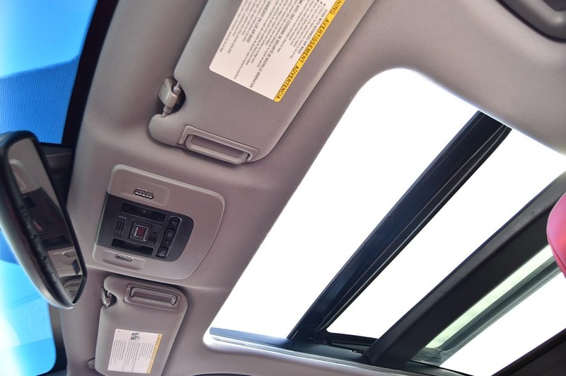 Toyota Camry Vehicle Image 21