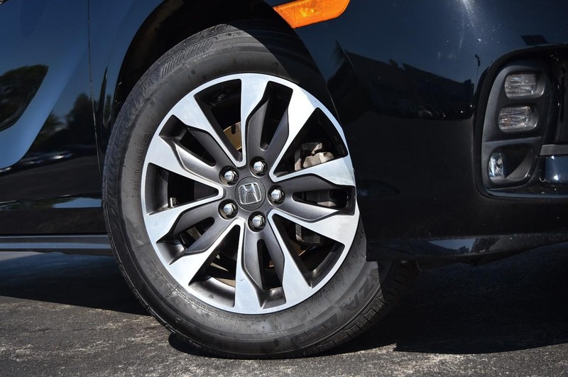 Honda Odyssey Vehicle Image 03