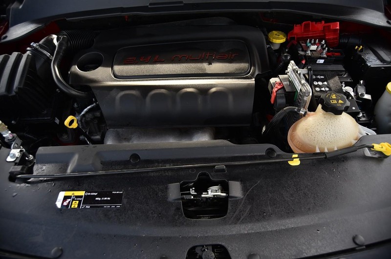 Jeep Compass Vehicle Image 25