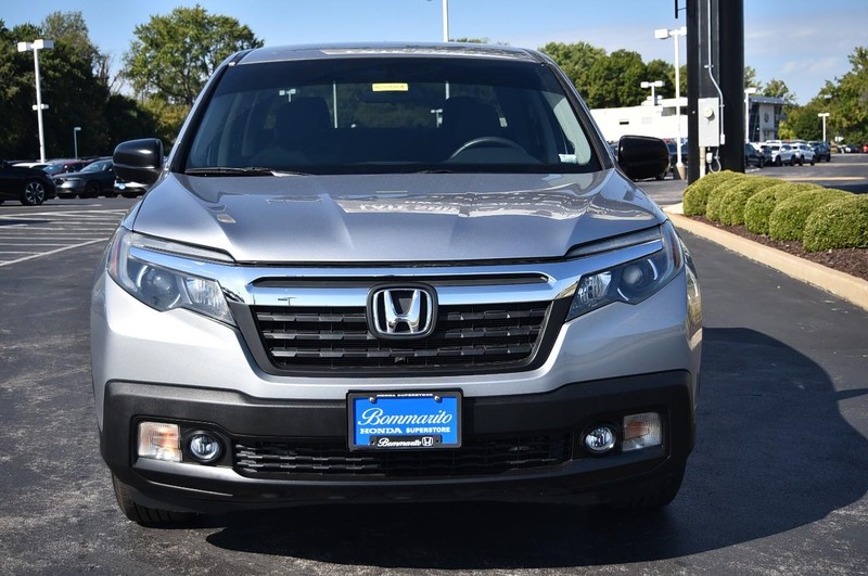 Honda Ridgeline Vehicle Image 04