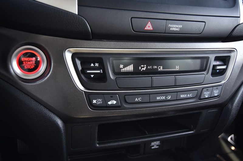 Honda Ridgeline Vehicle Image 14