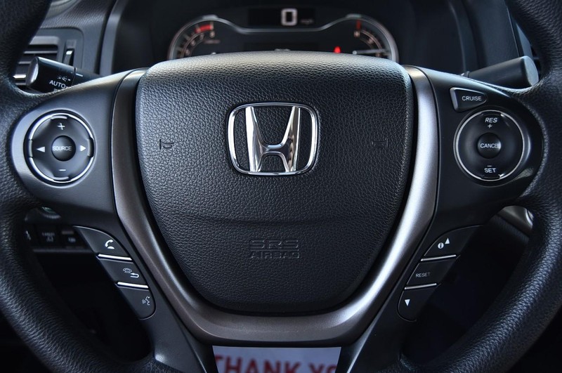 Honda Ridgeline Vehicle Image 18