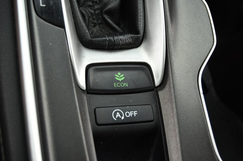 Honda Accord Sedan Vehicle Image 20