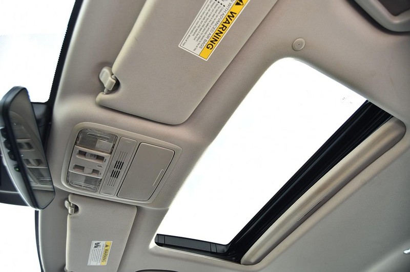 Honda Accord Sedan Vehicle Image 25