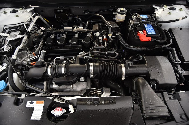 Honda Accord Sedan Vehicle Image 29