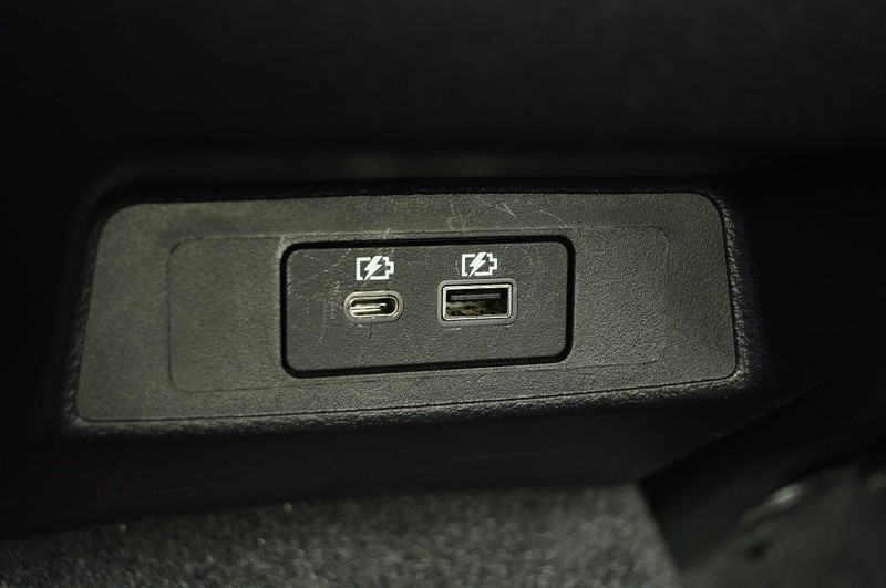 Nissan Altima Vehicle Image 21