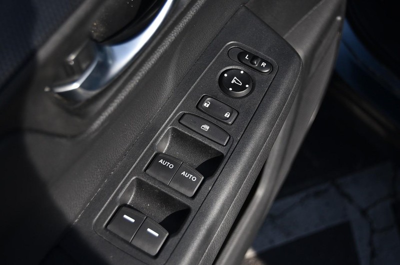 Honda CR-V Vehicle Image 08