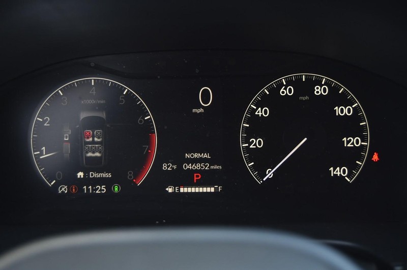 Honda CR-V Vehicle Image 11