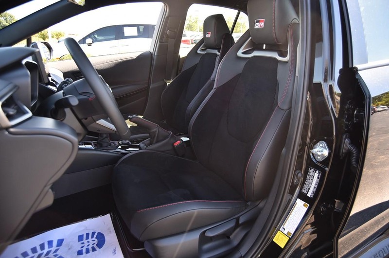 Toyota GR Corolla Vehicle Full-screen Gallery Image 21