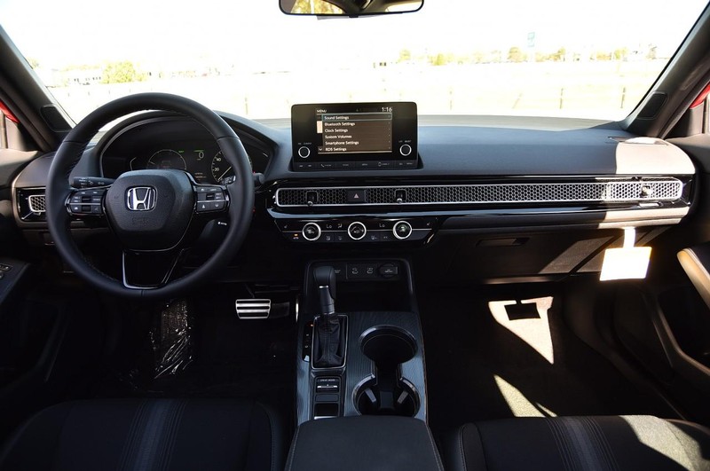 Honda Civic Sedan Hybrid Vehicle Image 07