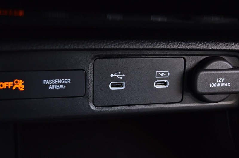 Honda Civic Sedan Hybrid Vehicle Image 17