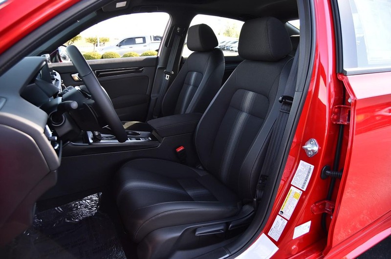 Honda Civic Sedan Hybrid Vehicle Image 21