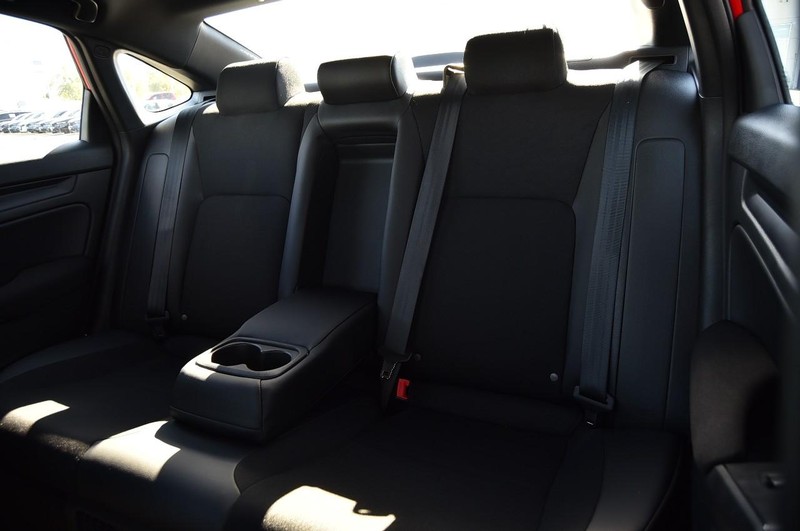 Honda Civic Sedan Hybrid Vehicle Image 24