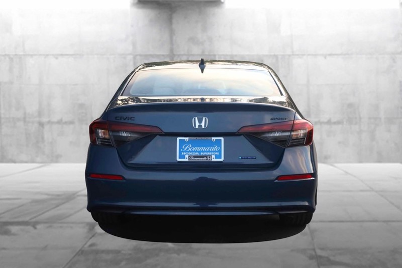 Honda Civic Sedan Hybrid Vehicle Full-screen Gallery Image 5