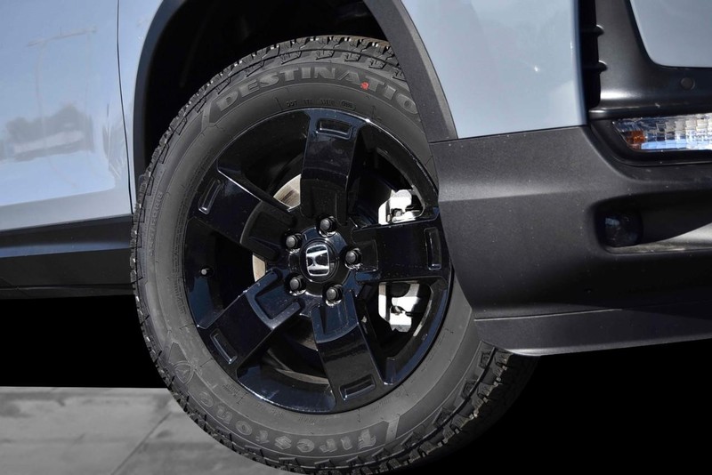 Honda Ridgeline Vehicle Image 03