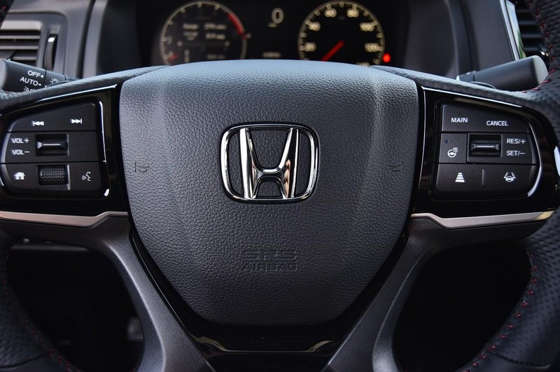 Honda Ridgeline Vehicle Image 25