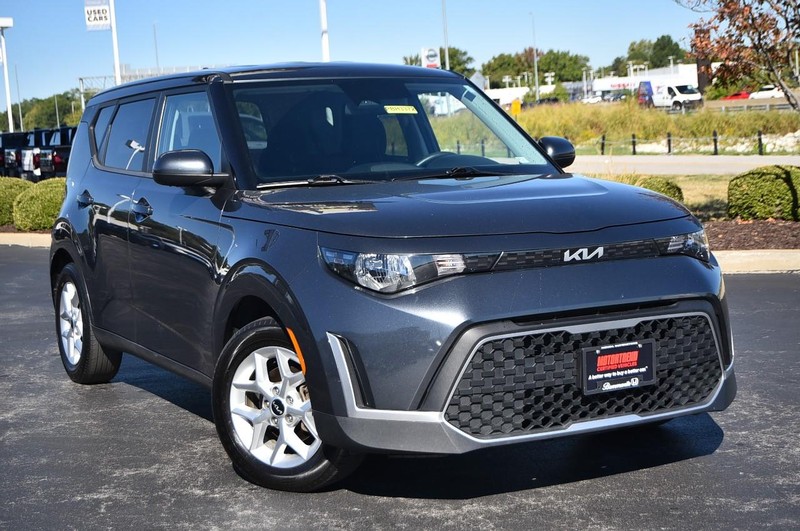 Kia Soul Vehicle Image 02
