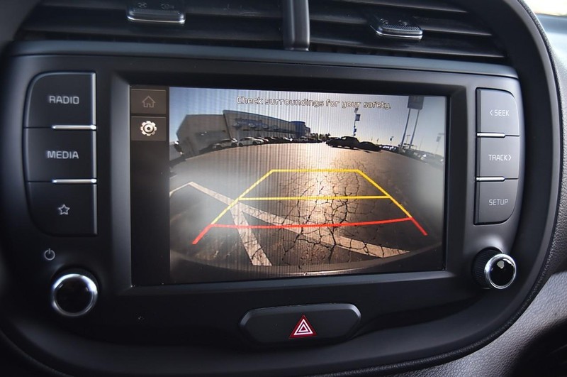 Kia Soul Vehicle Image 12