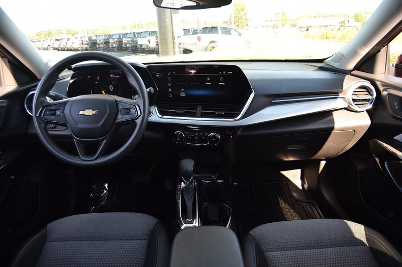 Chevrolet Trax Vehicle Image 07