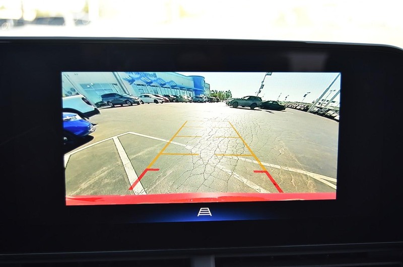Chevrolet Trax Vehicle Image 11