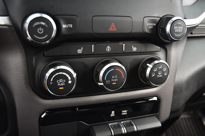 Ram 1500 Vehicle Image 15