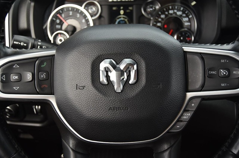 Ram 1500 Vehicle Image 18