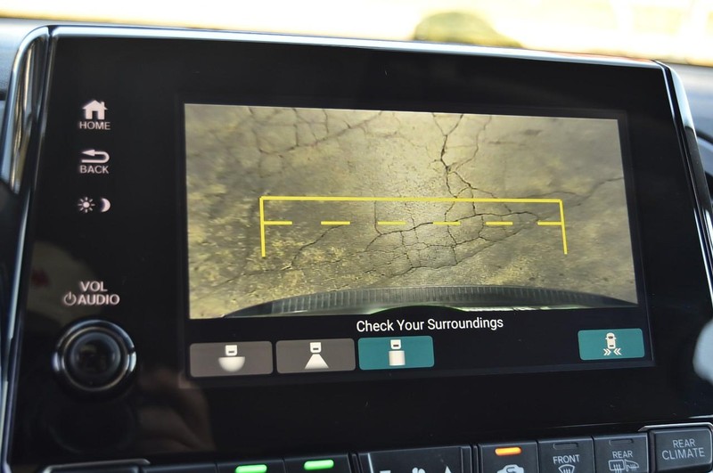 Honda Odyssey Vehicle Full-screen Gallery Image 15