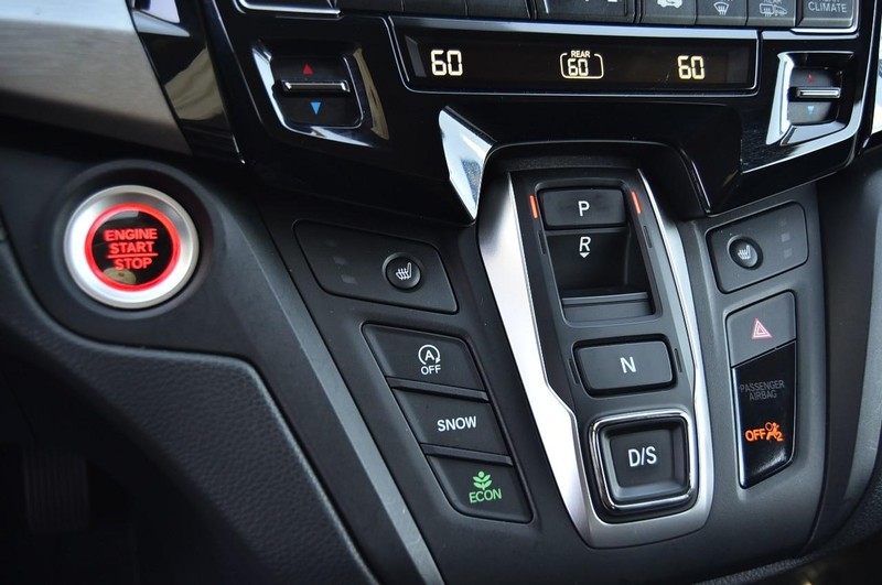 Honda Odyssey Vehicle Full-screen Gallery Image 18