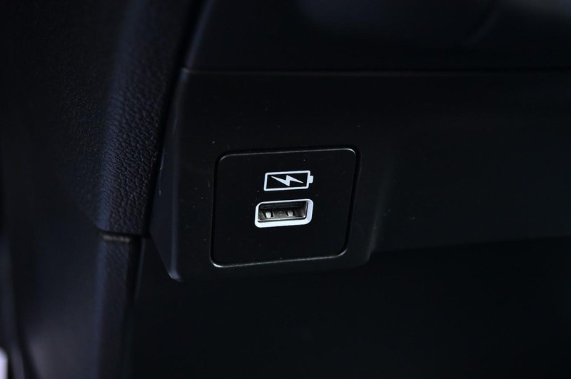 Honda Odyssey Vehicle Full-screen Gallery Image 19