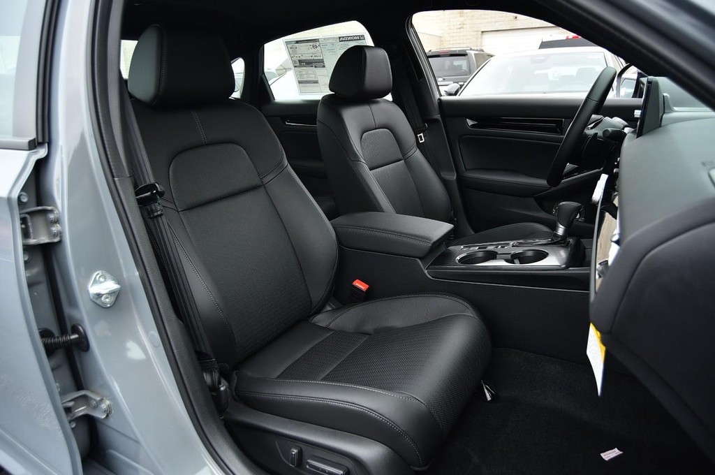 Honda Civic Sedan Hybrid Vehicle Image 23