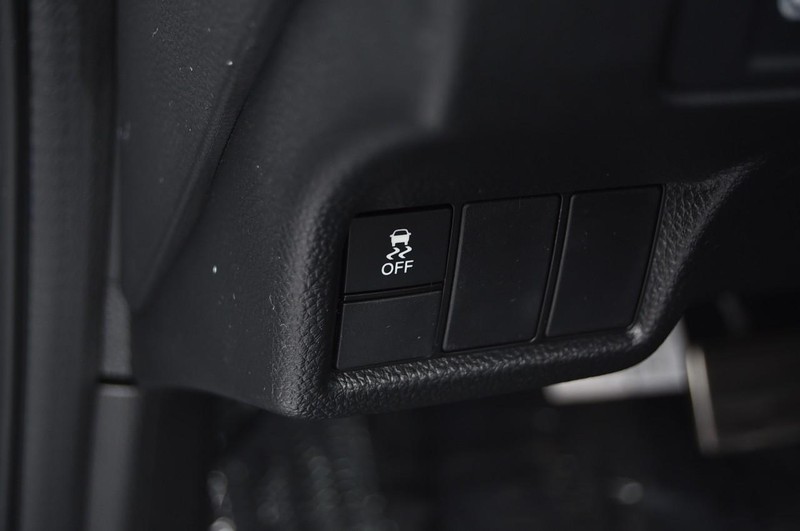 Honda Civic Sedan Hybrid Vehicle Full-screen Gallery Image 11