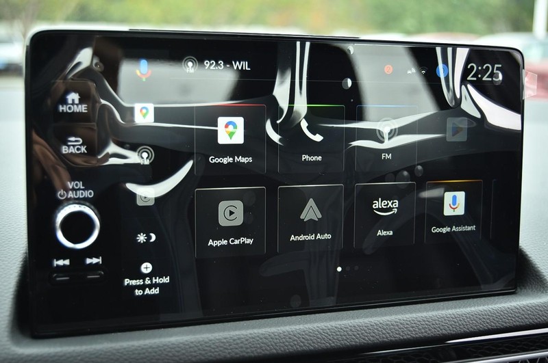 Honda Civic Sedan Hybrid Vehicle Full-screen Gallery Image 15