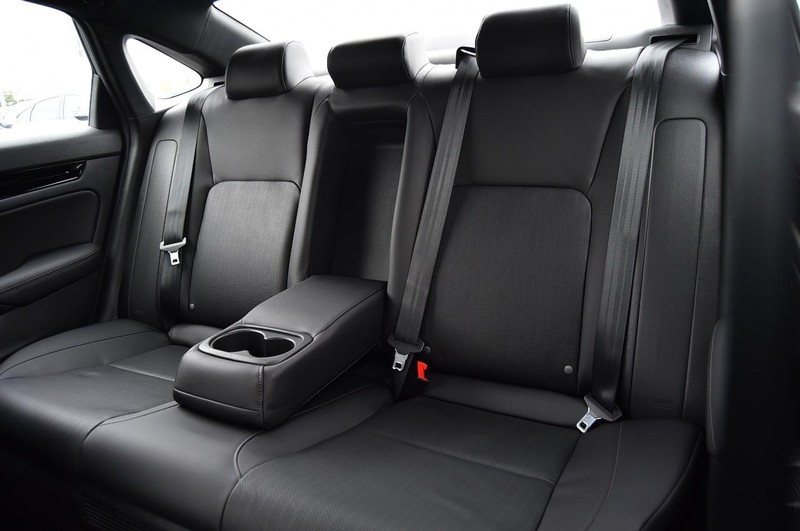 Honda Civic Sedan Hybrid Vehicle Full-screen Gallery Image 25