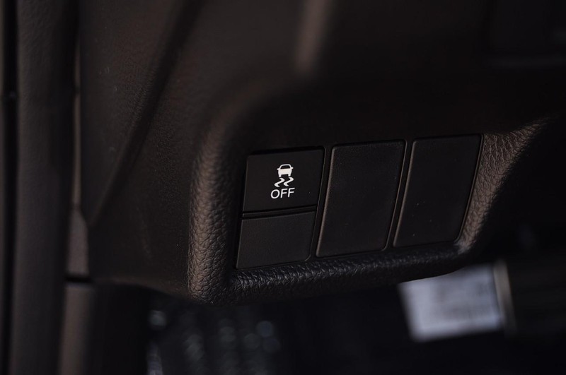 Honda Civic Sedan Hybrid Vehicle Full-screen Gallery Image 11