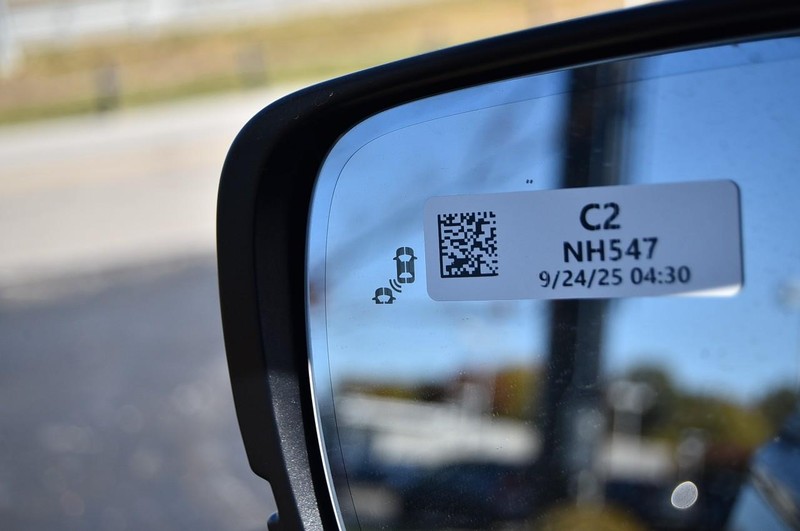 Honda Passport Vehicle Image 10