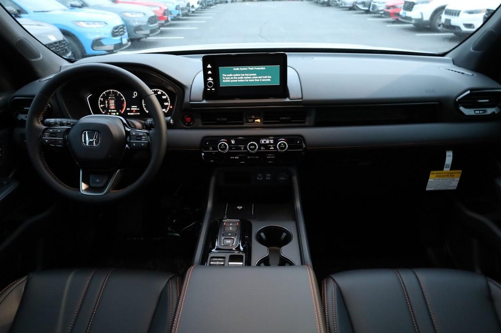 Honda Pilot Vehicle Image 26