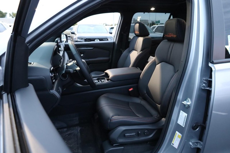 Honda Pilot Vehicle Image 10