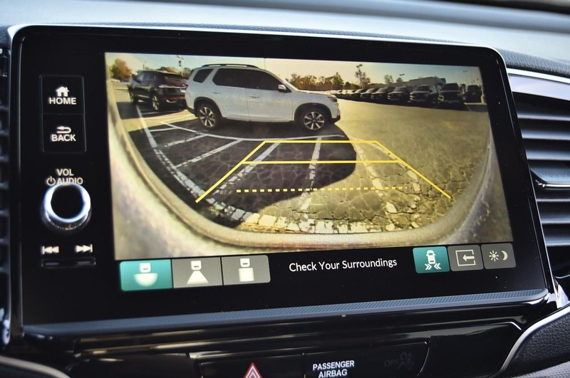 Honda Ridgeline Vehicle Image 16