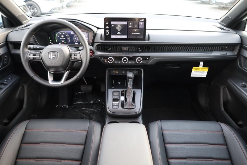 Honda CR-V Hybrid Vehicle Image 24