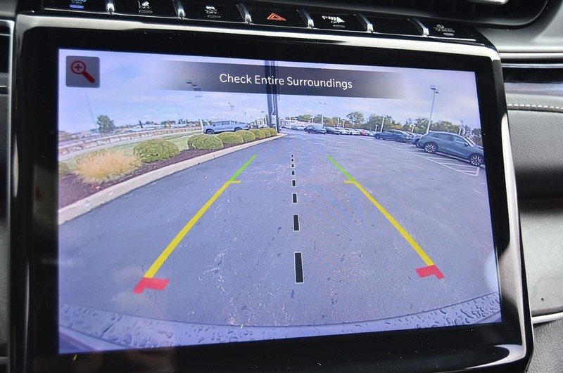 Jeep Grand Cherokee 4xe Vehicle Full-screen Gallery Image 15