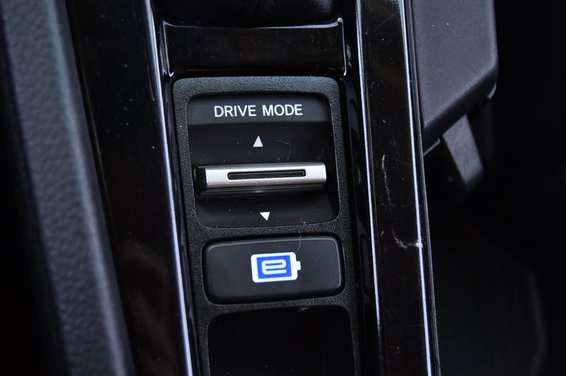 Honda Accord Hybrid Vehicle Image 17