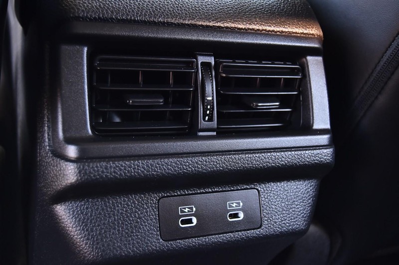 Honda Accord Hybrid Vehicle Image 24