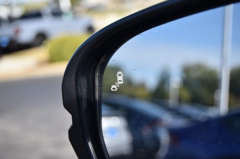 Honda CR-V Hybrid Vehicle Image 10