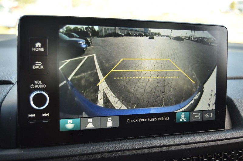 Honda CR-V Hybrid Vehicle Image 13