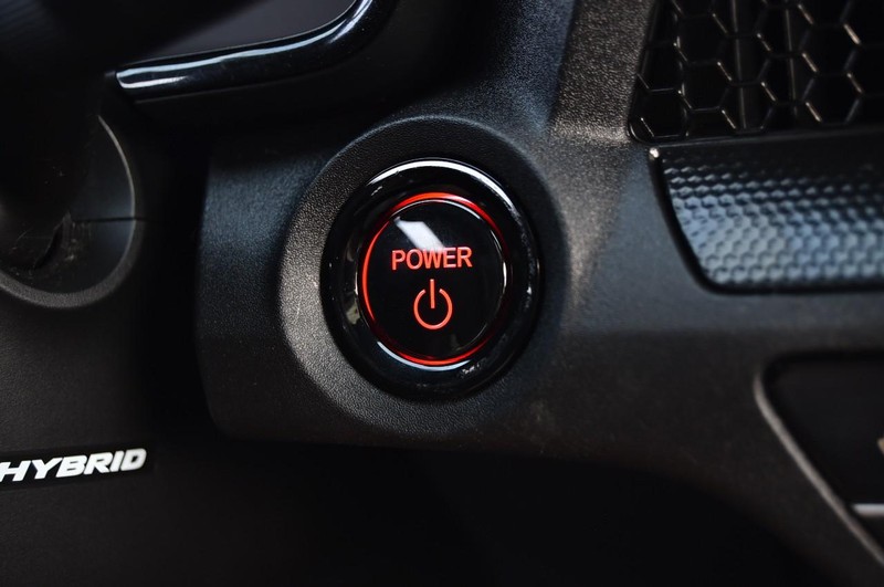 Honda CR-V Hybrid Vehicle Image 21