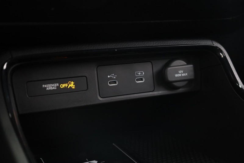 Honda CR-V Vehicle Image 15